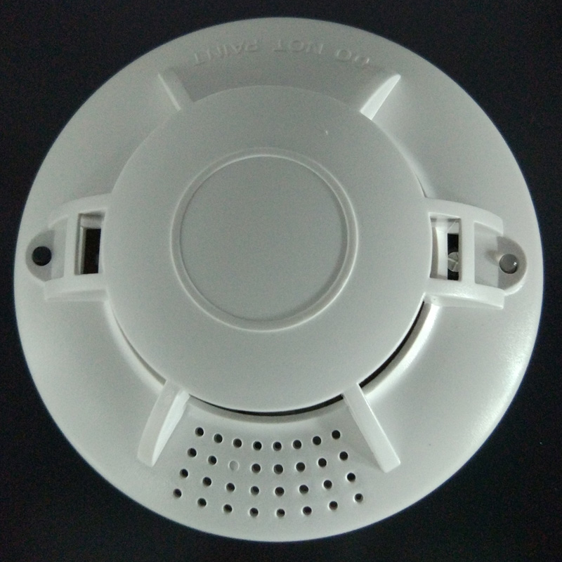(image for) Independent Smoke Alarm 9V battery 3-5 years